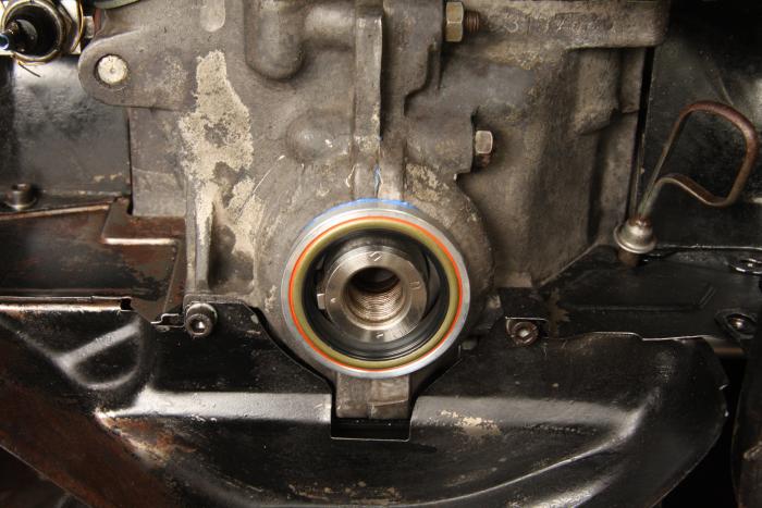 Řemenice klikové hřídele+pouzdro+gufero/Alu - Typ 1 motor (1960 »)