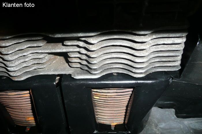 Krycí plechy válců spodní/černé - Typ 1/3/CT/CZ motory (1961 »)