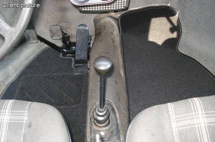 Koberce podlahy/černé - Typ 1 (» 2003)