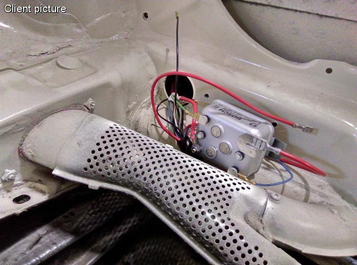 Relé dobíjení 12V/generátor - Typ 1/2/3/14/181/Porsche 911/912 (1965 »)